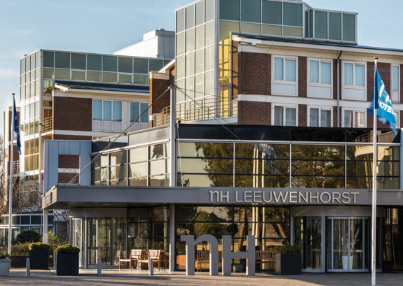 main_entrance_f_nh_conference-centre-leeuwenhorst_091
